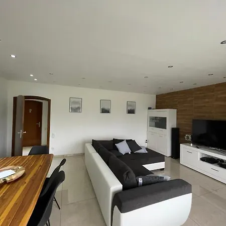 Olaf & Olga Buchali Gbr Harscheid