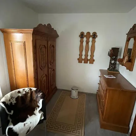 Olaf & Olga Buchali Gbr