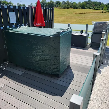 Olaf & Olga Buchali Gbr *